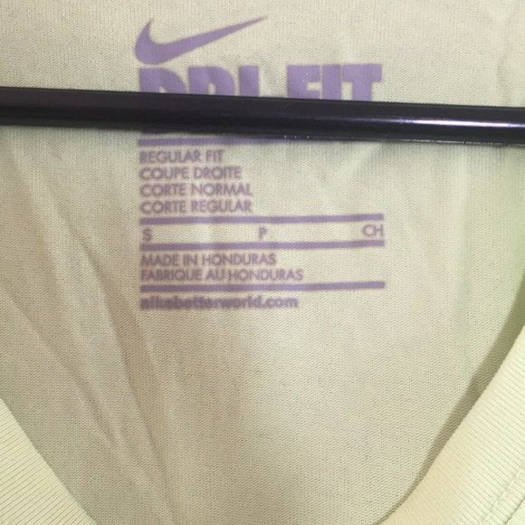 🌺Worn Once Nike Dri-Fit T-Shirt🌺 - Picture 3 of 5